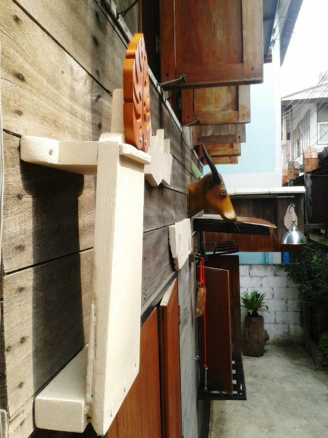Ray Nu Guest House Ayutthaya Bagian luar foto