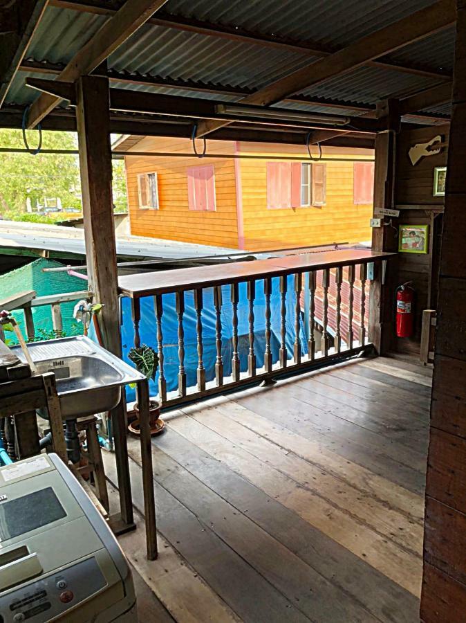 Ray Nu Guest House Ayutthaya Bagian luar foto