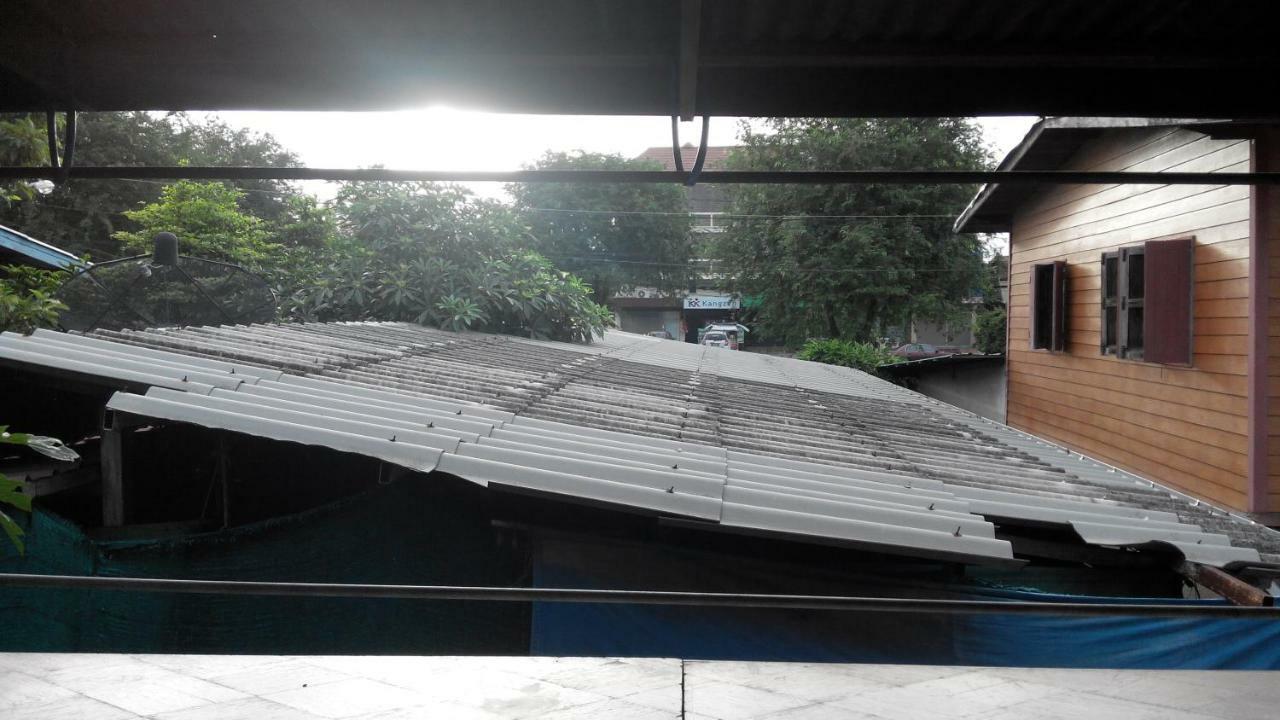 Ray Nu Guest House Ayutthaya Bagian luar foto